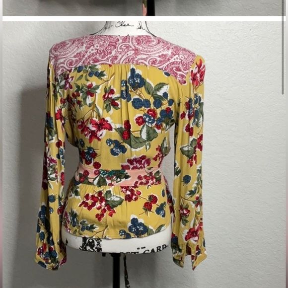 ANTHROPOLOGIE Floral Patchwork Wrap Blouse by MEADOW RUE - Picture 14 of 16